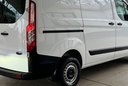 Ford Transit Custom 155.600 km 9.900 &euro; Remscheid 42897