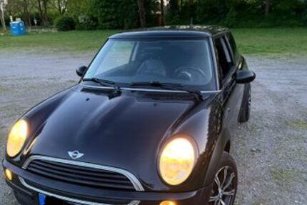 Mini ONE 164.000 km 2.490 &euro; Duisburg 47055