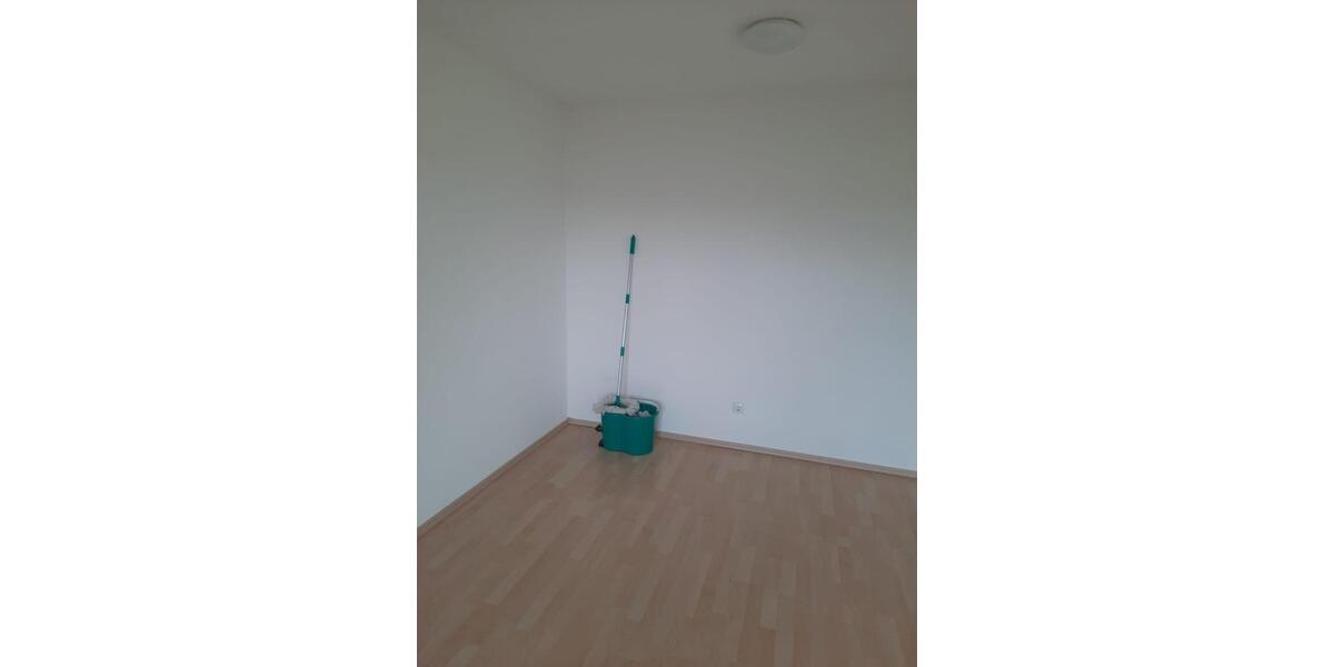 Etagenwohnung Düsseldorf Stadtbezirk 9 - 1 Zimmer, 24 m&sup2;, 265&euro; | Angebot:25873033