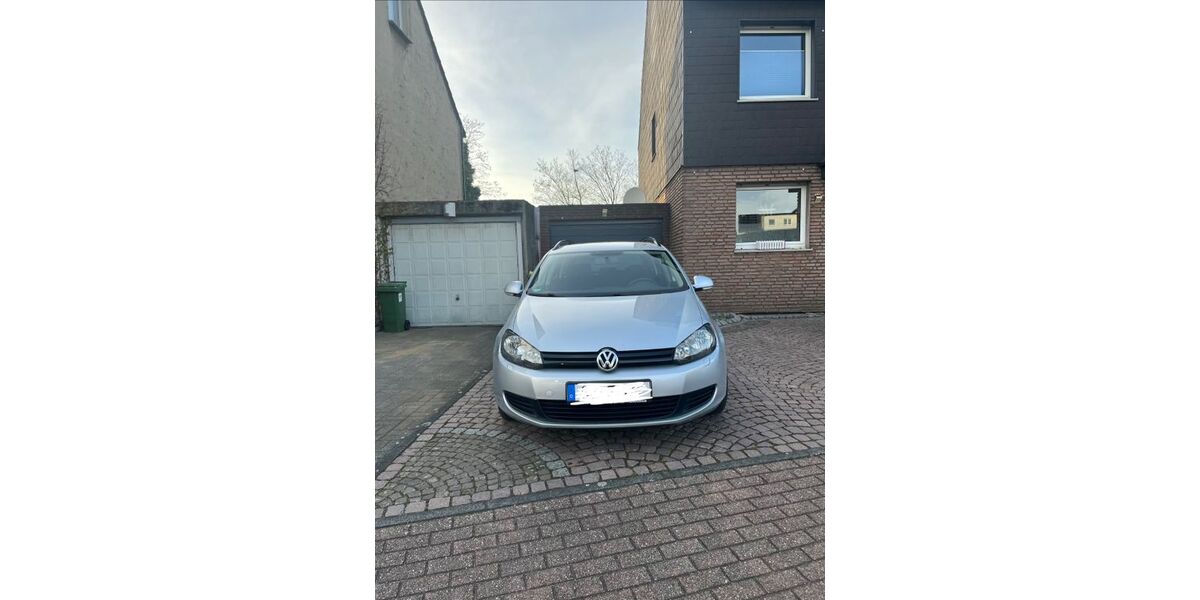 VW Golf 124.000 km 6.499 &euro; Oberhausen 46145