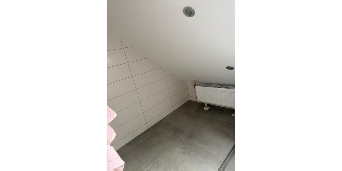 Etagenwohnung Duisburg Duisburg-Mitte - 3.5 Zimmer, 99 m&sup2;, 195.000&euro; | Angebot:25795803