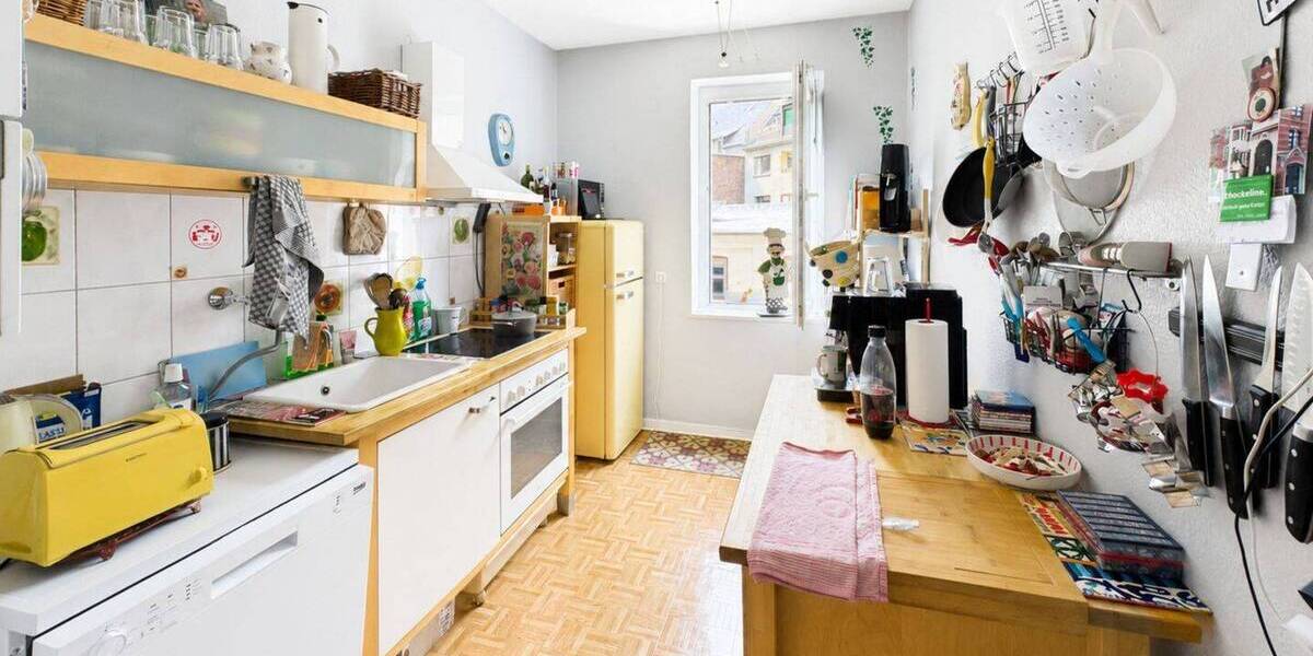 Etagenwohnung Gelsenkirchen Altstadt - 4 Zimmer, 135 m&sup2;, 840&euro; | Angebot:26833485