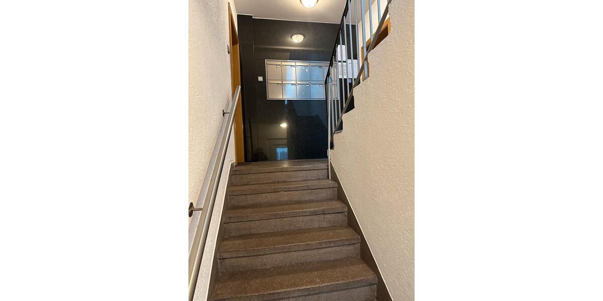 Dachgeschoßwohnung Ennepetal - 3 Zimmer, 86 m&sup2;, 600&euro; | Angebot:25718268