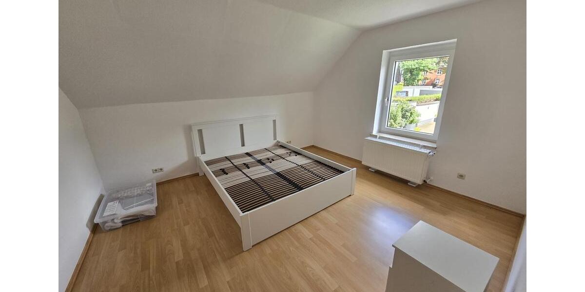 Dachgeschoßwohnung Herne Sodingen - 3 Zimmer, 60 m&sup2;, 370&euro; | Angebot:27533015