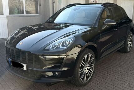 Porsche Macan 144.820 km 31.999 &euro; Düsseldorf 40597