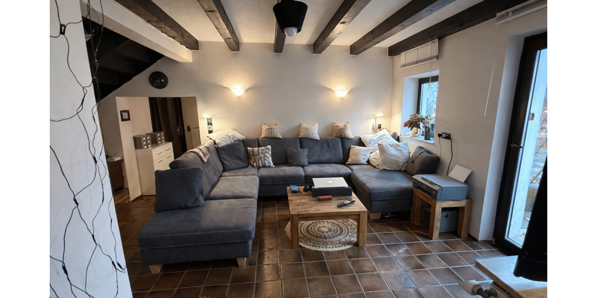 Einfamilienhaus Düsseldorf Wersten - 9 Zimmer, 340 m&sup2;, 800.000&euro; | Angebot:25686772