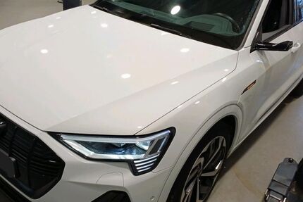 Audi e-tron 42.041 km 34.440 &euro; Hagen 58091