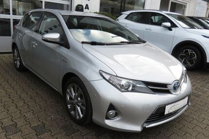 Toyota Auris 129.500 km 9.900 &euro; Wermelskirchen 42929