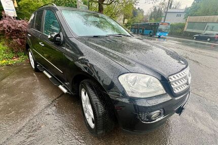 Mercedes-Benz ML 320 250.000 km 7.999 &euro; Wuppertal 42115