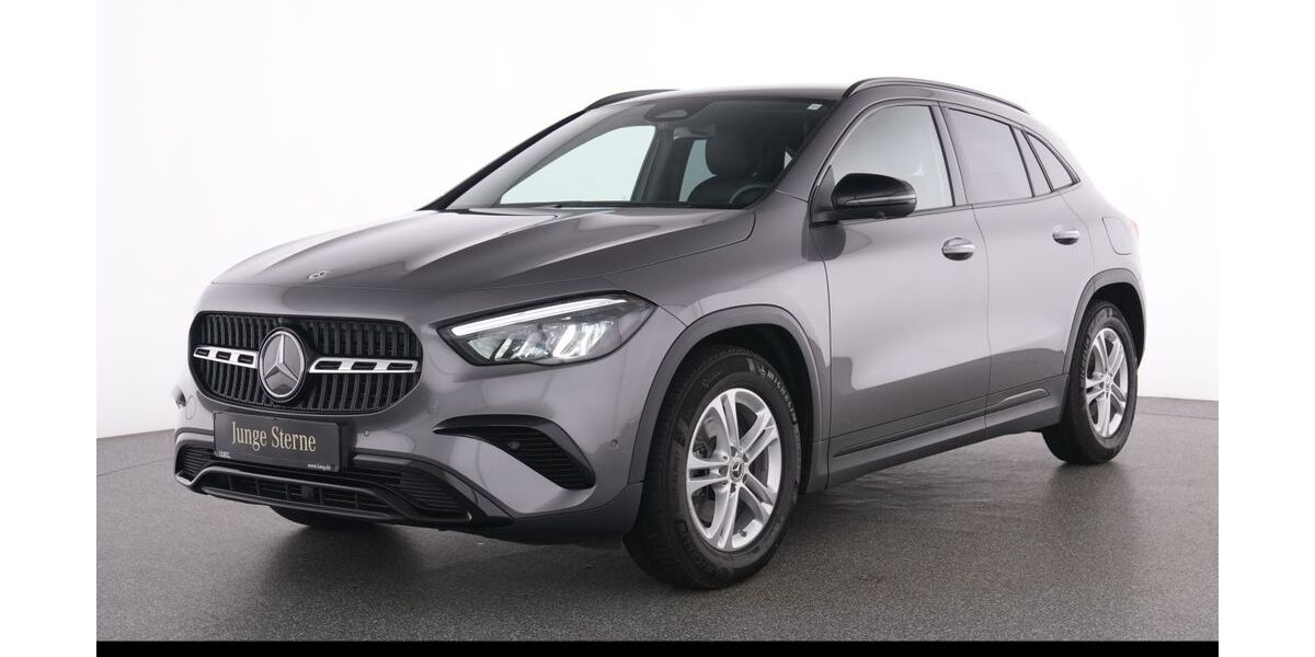 Mercedes-Benz GLA 180 22.954 km 33.965 &euro; Essen 45309