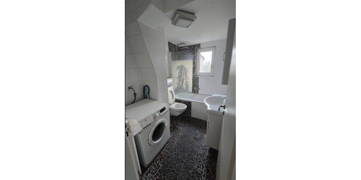 Dachgeschoßwohnung Gelsenkirchen Resse - 3.5 Zimmer, 80 m&sup2;, 640&euro; | Angebot:27565008