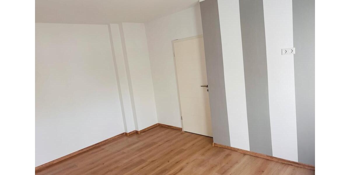 Etagenwohnung Oberhausen Rothebusch - 2 Zimmer, 65 m&sup2;, 950&euro; | Angebot:27572165