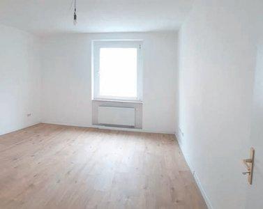 Erdgeschoßwohnung Remscheid Remscheid-Süd - 5 Zimmer, 114 m&sup2;, 900&euro; | Angebot:27567632