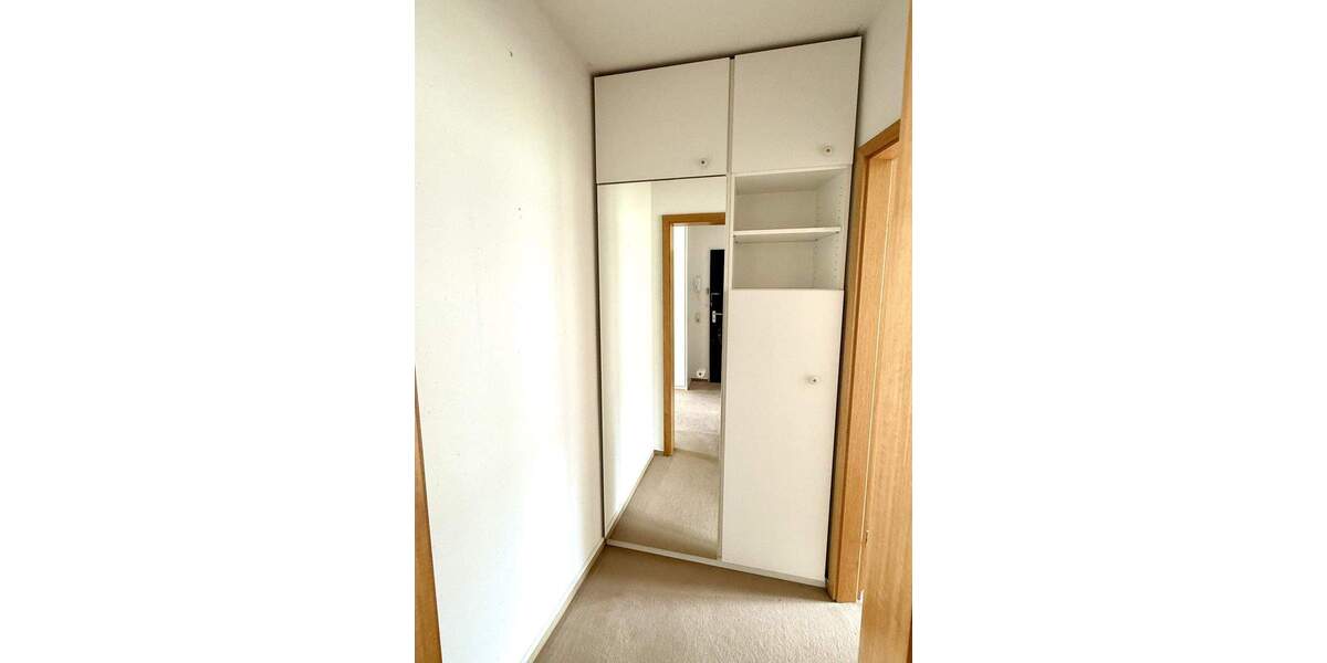 Etagenwohnung Düsseldorf Holthausen - 3 Zimmer, 84 m&sup2;, 348.000&euro; | Angebot:25743684