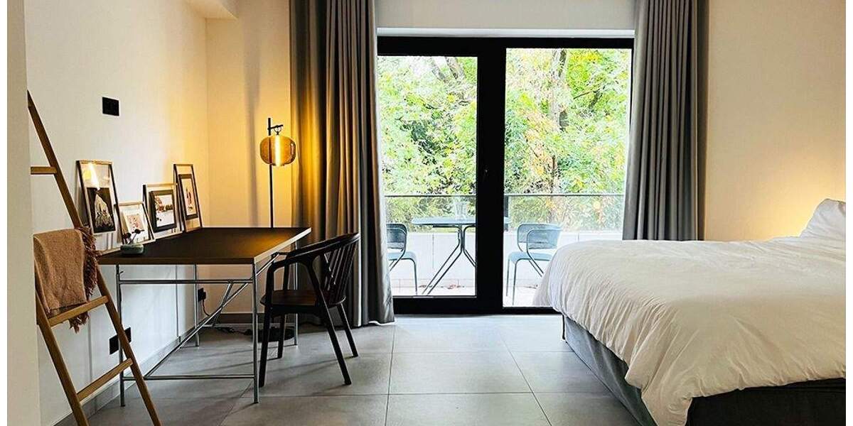 Etagenwohnung Düsseldorf Oberkassel - 2 Zimmer, 82 m&sup2;, 1.650&euro; | Angebot:25916382