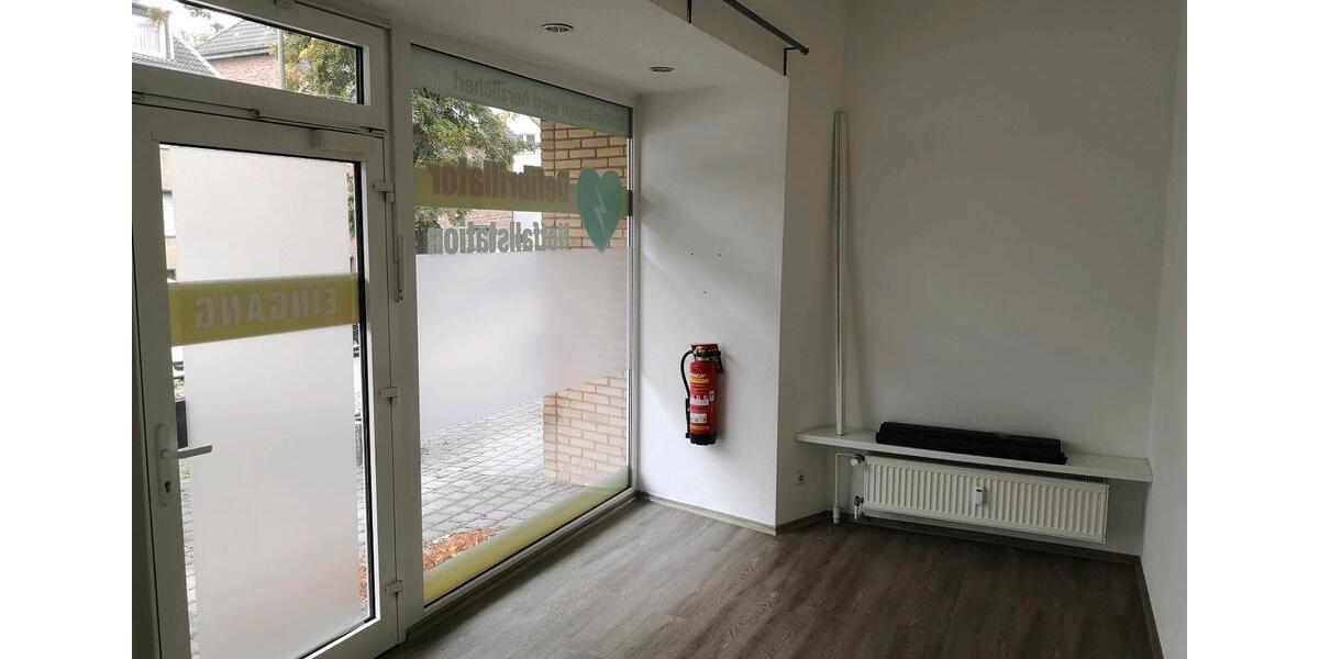 Erdgeschoßwohnung Duisburg Großenbaum - 7 Zimmer, 166 m&sup2;, 2.490&euro; | Angebot:27585791