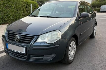 VW Polo 76.800 km 3.300 &euro; Neuss 41468