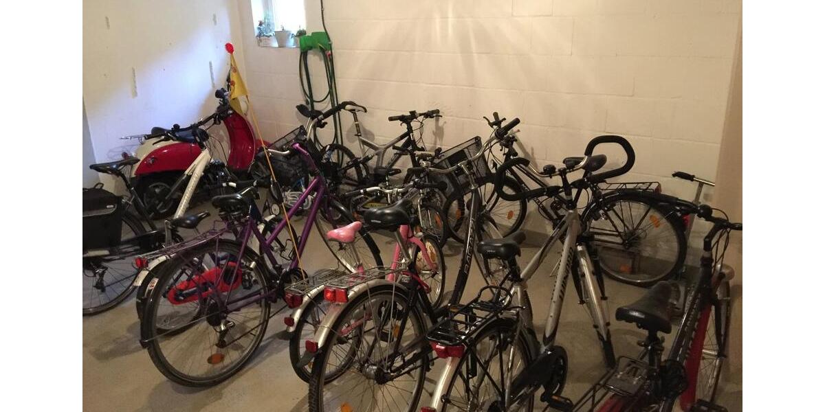 Mehrfamilienhaus, Wohnhaus Remscheid Gemarkung Bergisch Born - 3 Zimmer, 86 m&sup2;, 275.000&euro; | Angebot:24816159