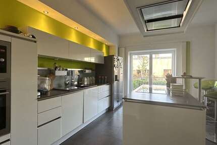 Wohnung Düsseldorf Oberkassel - 5 Zimmer, 175 m&sup2;, 998.500&euro; | Angebot:24596369
