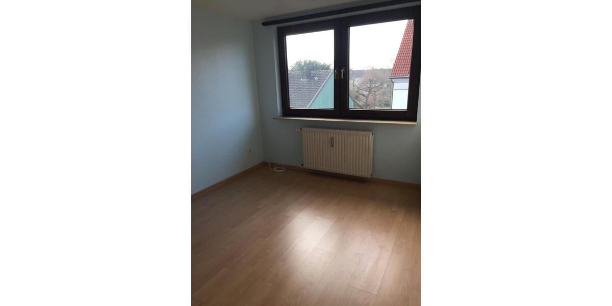 Dachgeschoßwohnung Herne Wanne-Bickern - 2.5 Zimmer, 63 m&sup2;, 460&euro; | Angebot:27564407