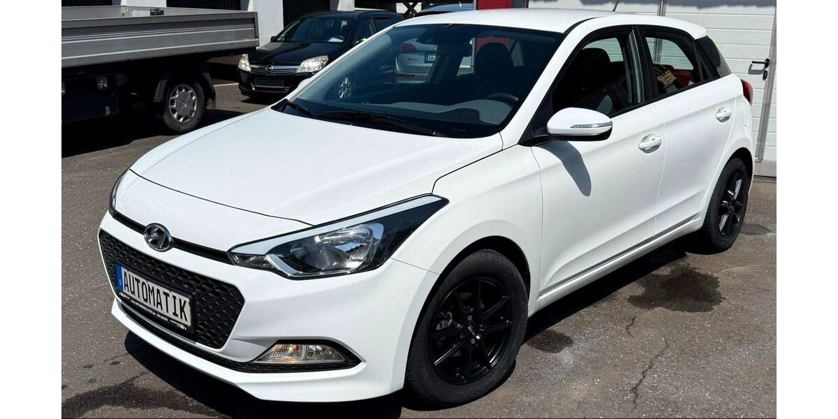 Hyundai i20 37.800 km 12.750 &euro; Solingen 42659