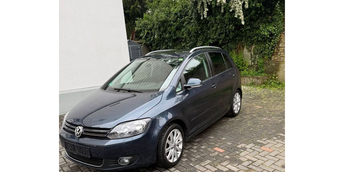VW Golf 112.300 km 9.700 &euro; Solingen 42655