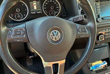 VW Tiguan 179.890 km 9.250 &euro; Düsseldorf 40549