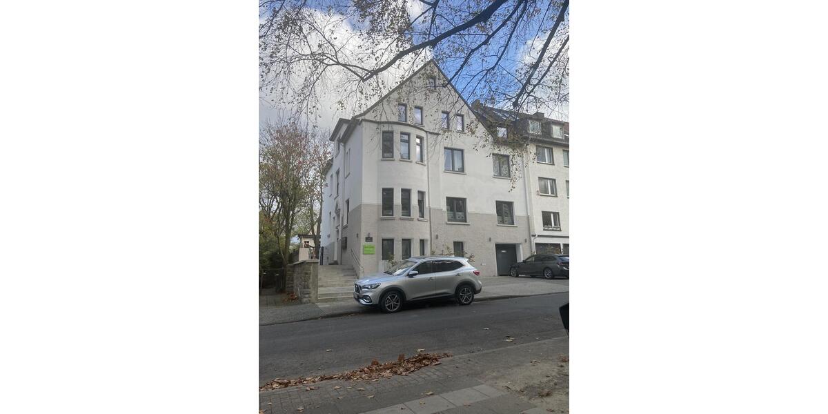 Etagenwohnung Essen Südviertel - 1 Zimmer, 71 m&sup2;, 750&euro; | Angebot:25887572