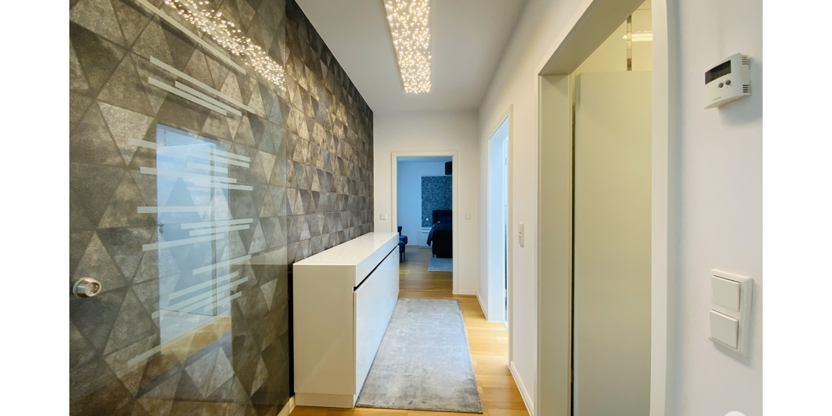 Wohnen auf einer Ebene Moderne, hochwertige 3 Zimmer-Wohnung mit Bungalow-Charakter - Erdgeschoßwohnung Düsseldorf Heerdt | Angebot:27496473