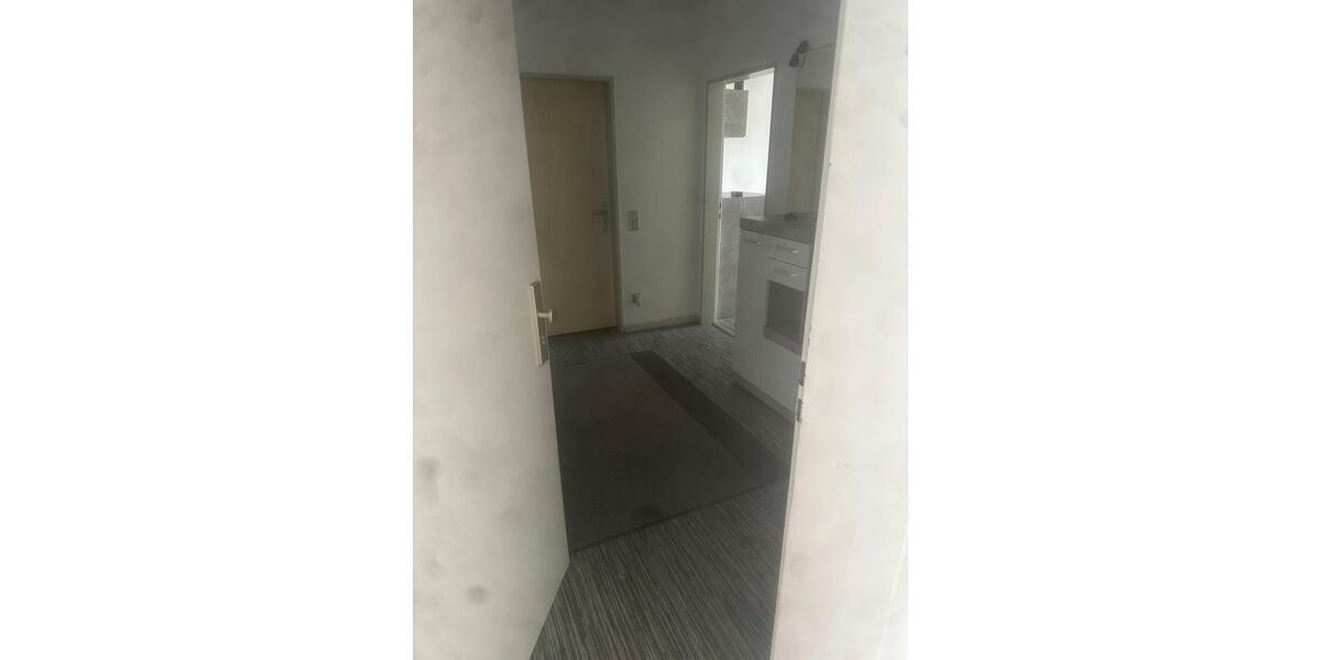 Etagenwohnung Duisburg Walsum - 5.5 Zimmer, 130 m&sup2;, 240.000&euro; | Angebot:23205437