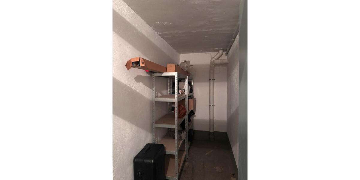 Etagenwohnung Düsseldorf Stadtmitte - 1 Zimmer, 28 m&sup2;, 800&euro; | Angebot:25841759