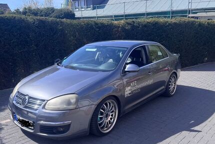 VW Jetta 300.000 km 2.850 &euro; hagen 58097