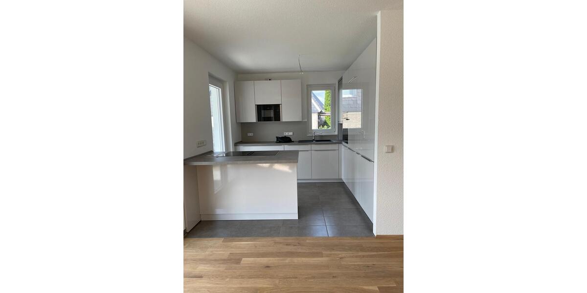 Etagenwohnung Wuppertal Gemarkung Vohwinkel - 3 Zimmer, 94 m&sup2;, 1.224&euro; | Angebot:25510478