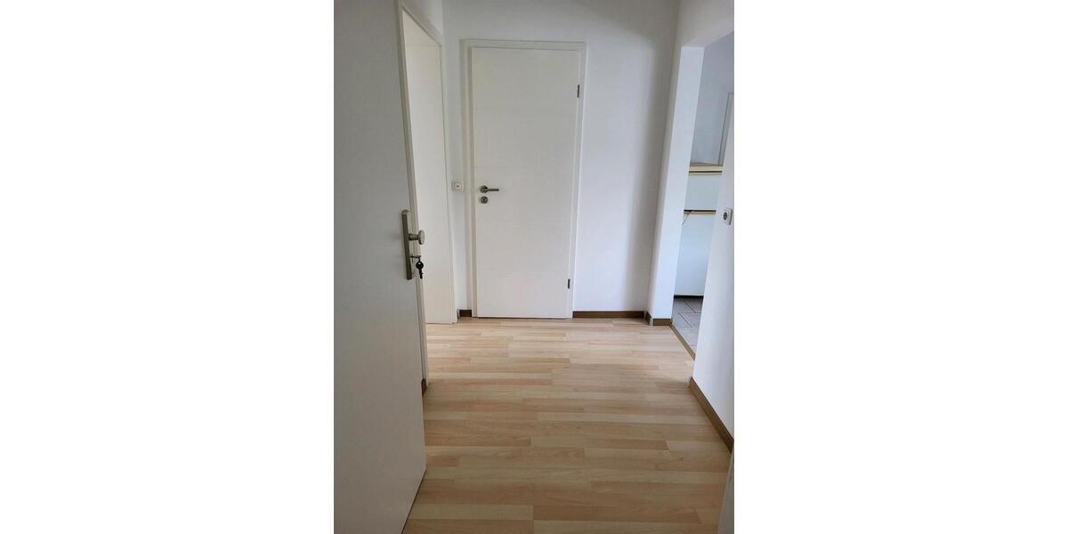 Dachgeschoßwohnung Essen Stadtbezirk V - 2.5 Zimmer, 47 m&sup2;, 650&euro; | Angebot:26003627