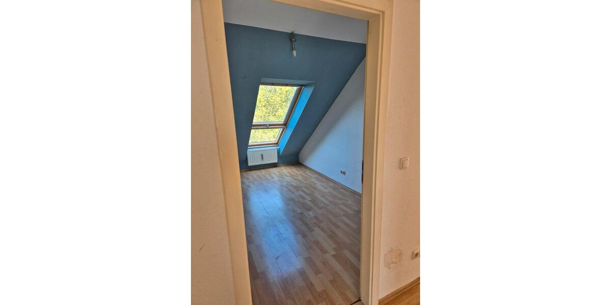 Dachgeschoßwohnung Herne Sodingen - 4 Zimmer, 95 m&sup2;, 640&euro; | Angebot:27534770