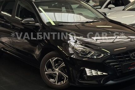 Hyundai i30 26.604 km 16.499 &euro; Radevormwald 42477