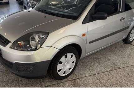 Ford Fiesta 67.715 km 1.899 &euro; Wuppertal 42329