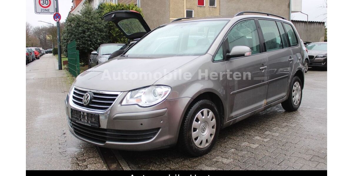 VW Touran 207.000 km 4.890 &euro; Herten 45699