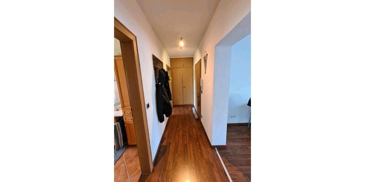 Etagenwohnung Duisburg Huckingen - 2 Zimmer, 65 m&sup2;, 900&euro; | Angebot:25982674