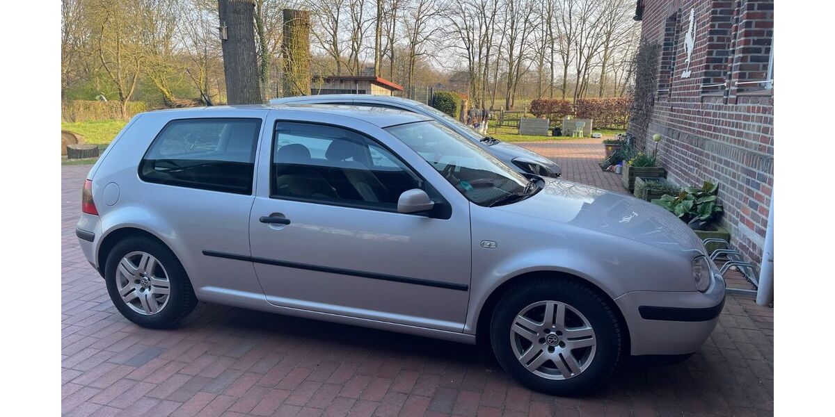 VW Golf 196.000 km 1.965 &euro; Remscheid 42859