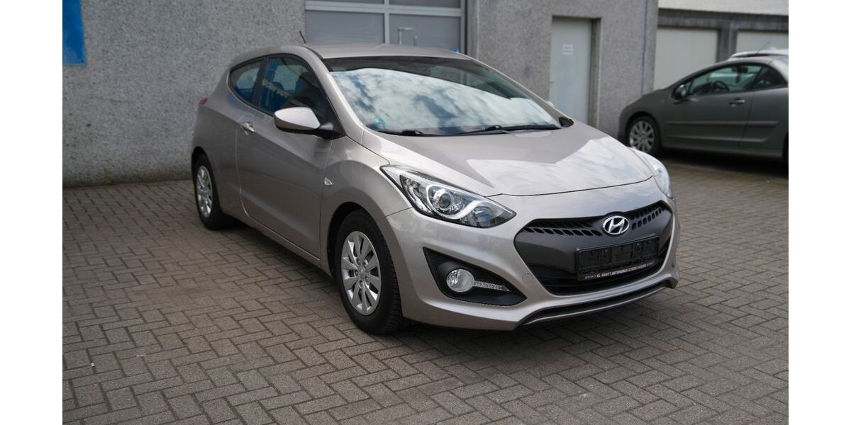 Hyundai i30 180.683 km 5.490 &euro; Bottrop 46240