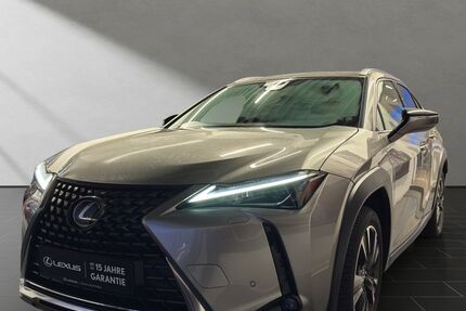 Lexus UX 19.946 km 28.990 &euro; Duisburg 47055