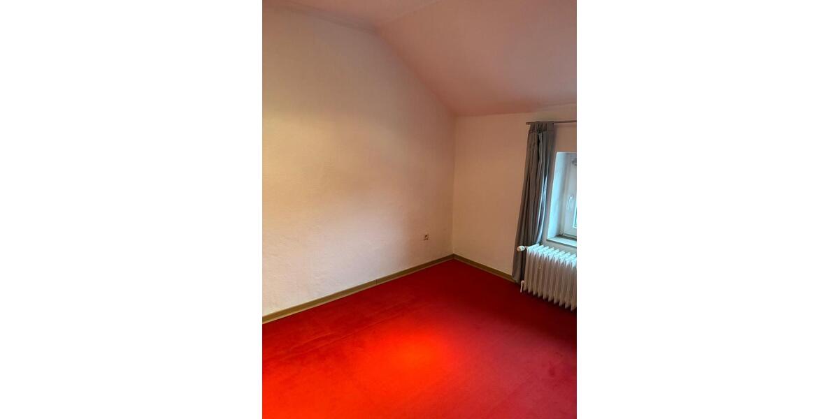 Dachgeschoßwohnung Duisburg Essenberg - 2 Zimmer, 53 m&sup2;, 620&euro; | Angebot:25825828