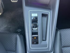 VW GOLF VIII 2.0 TDI Active +Ambiente+CarPlay+Navi+ 71.775 km 22.444 &euro; Meerbusch 40667