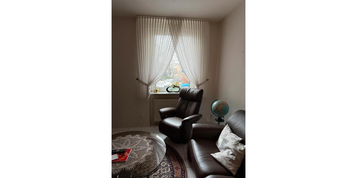 Erdgeschoßwohnung Bochum Eppendorf - 3.5 Zimmer, 100 m&sup2;, 1.200&euro; | Angebot:24772473