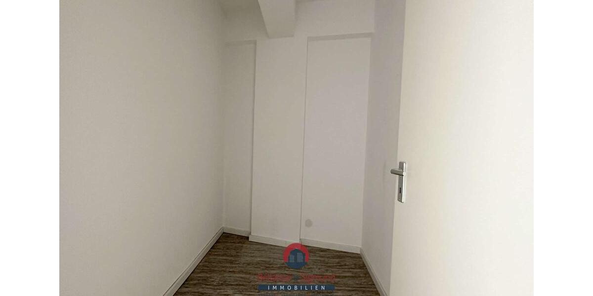 Etagenwohnung Wuppertal Elberfeld - 3 Zimmer, 95 m&sup2;, 855&euro; | Angebot:26003837