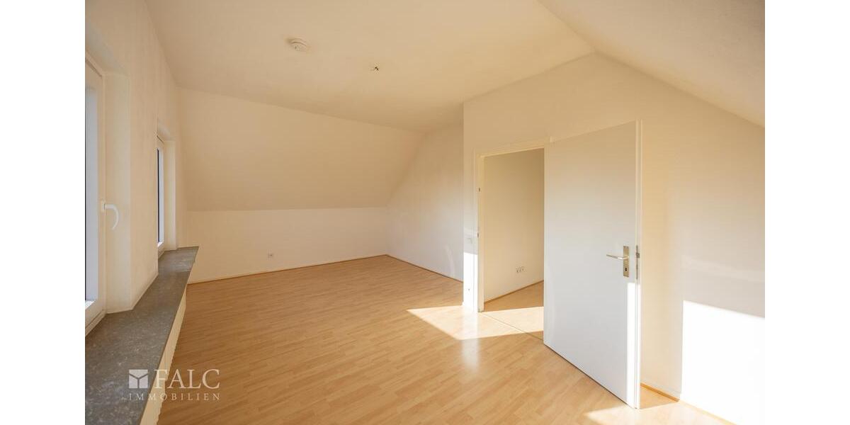 Dachgeschoßwohnung Heiligenhaus - 2 Zimmer, 41 m&sup2;, 405&euro; | Angebot:24780673