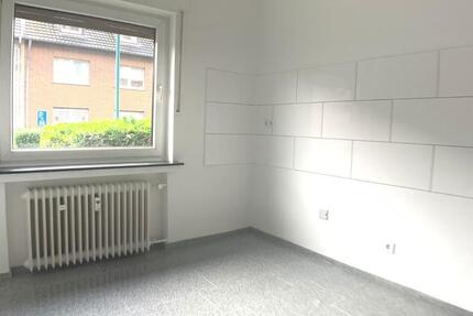 Wohnung Oberhausen Schmachtendorf - 2 Zimmer, 35 m&sup2;, 315&euro; | Angebot:25944829