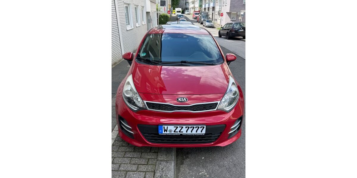 Kia Rio 115.000 km 4.999 &euro; Wuppertal 42281