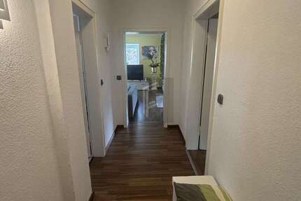 Wohnung Duisburg Duisburg-Mitte - 2.5 Zimmer, 80 m&sup2;, 480&euro; | Angebot:26561533